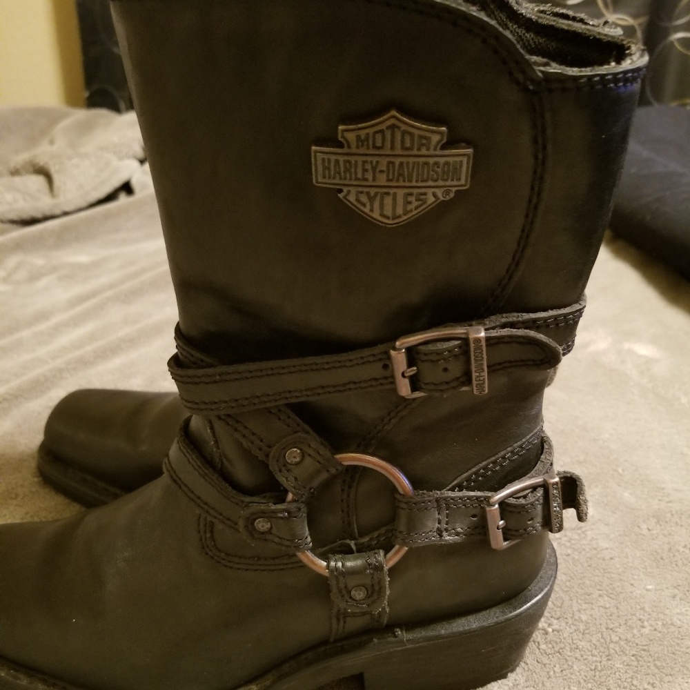 HD square toe boots